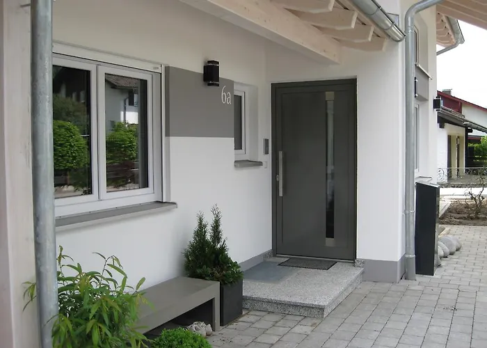 アパート Bergblick オフターシュヴァング